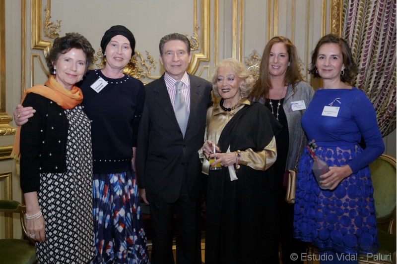 Margarita Melo de Vaquer, Emmanuelle Supervielle, Embajador de Francia Pierre Henru Guignard, Marie Carmen Guignard, mujer del embajador, Any de la Piedra, Dominique Biquard, presidenta de Marianne Margarita Melo de Vaquer, Emmanuelle Supervielle, Embajador de Francia Pierre Henru Guignard, Marie Carmen Guignard, mujer del embajador, Any de la Piedra, Dominique Biquard, presidenta de Marianne
